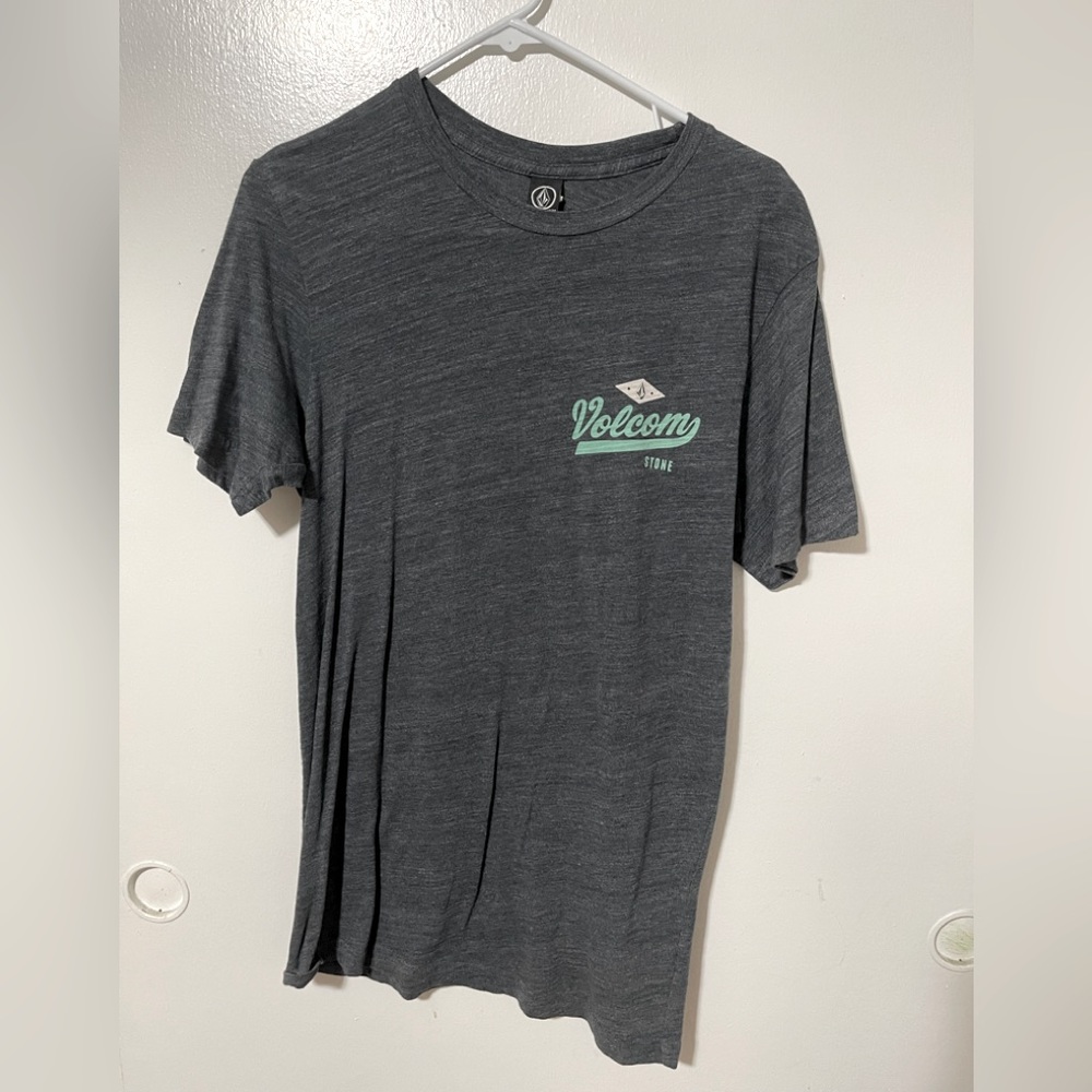Volcom men top